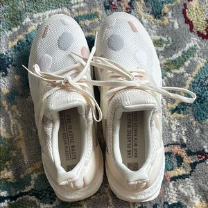 Adidas Ultraboost 1.0 DNA White Sneakers. Size 7 women’s